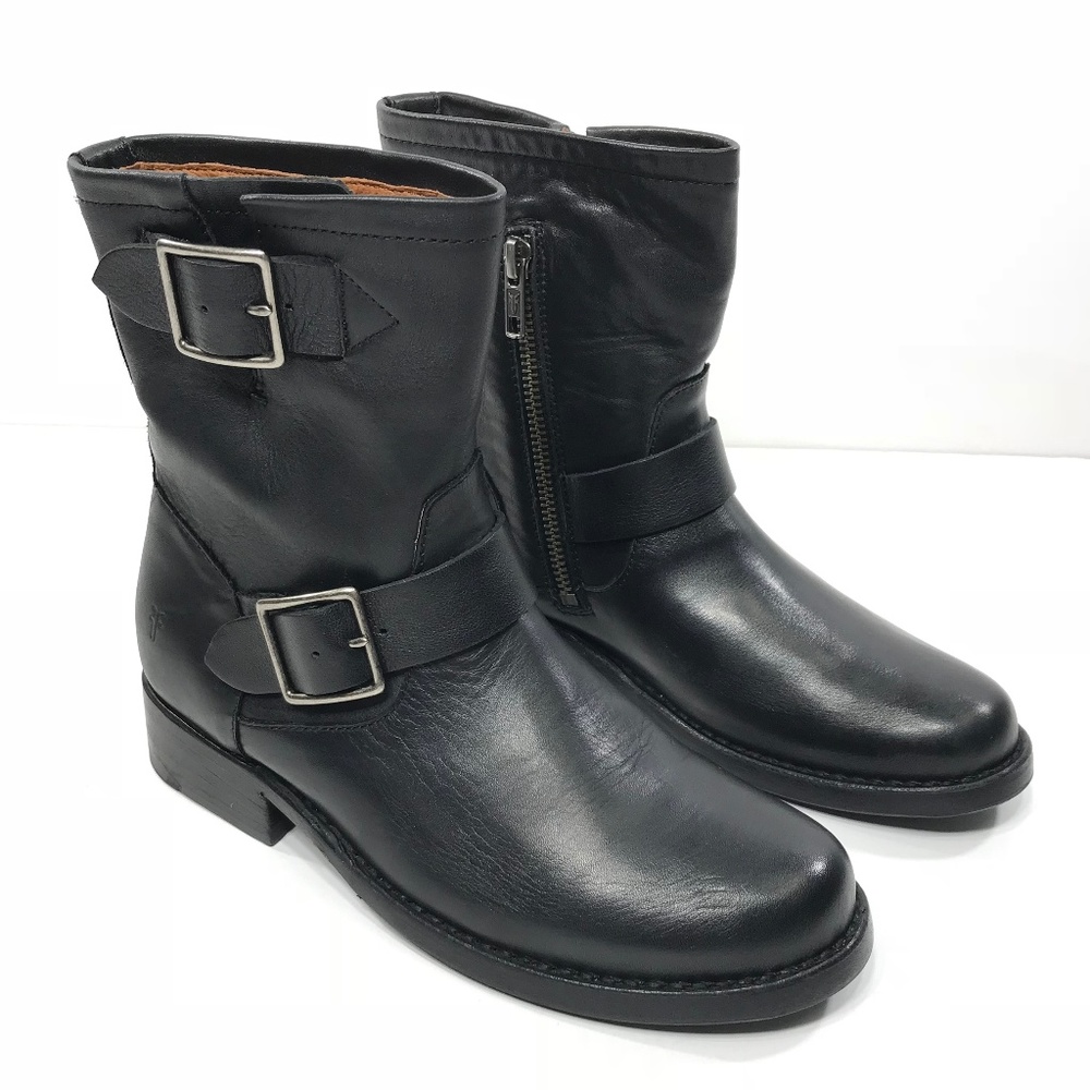 Frye Women Vicky Engineer Black Ankle Boot 6 W0106